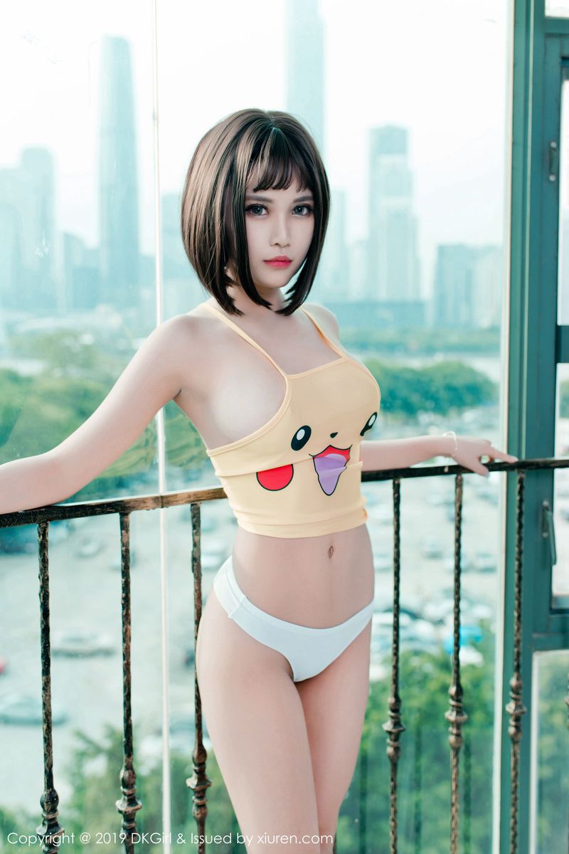御女郎美女模特萌宝儿BoA童颜巨乳美腿翘臀真空性感写真