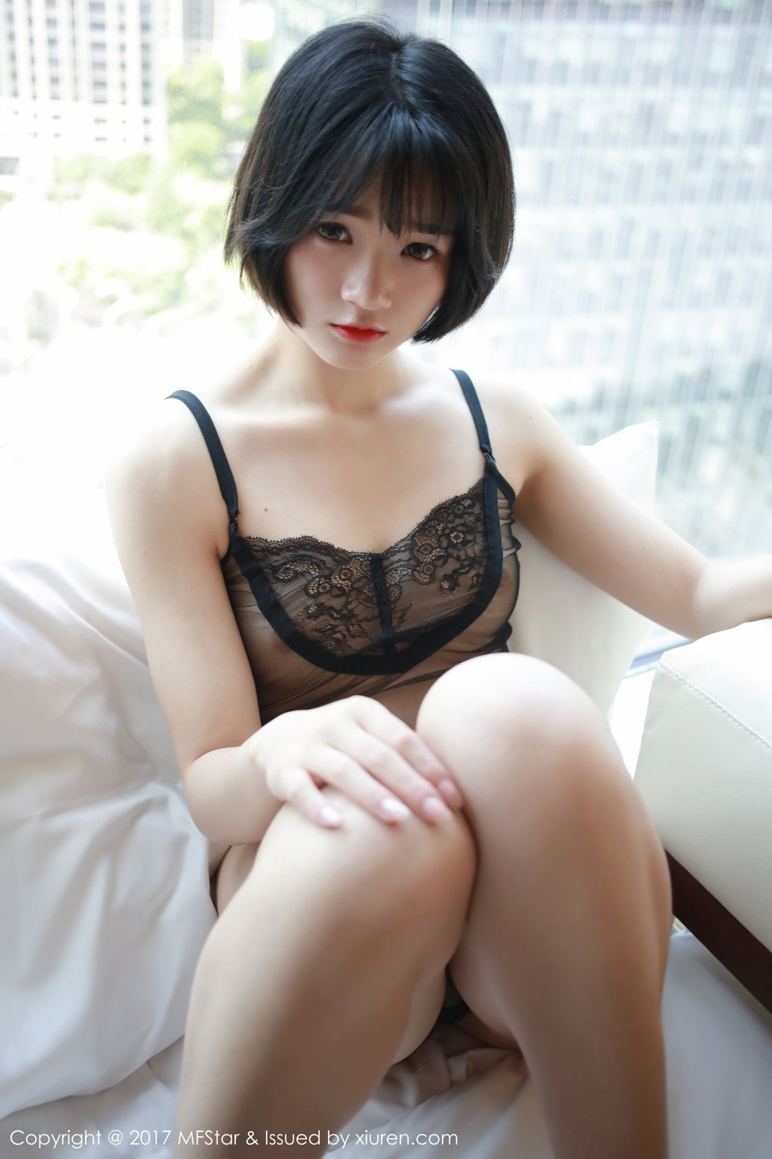 悦爷妖精大尺度情趣内衣写真